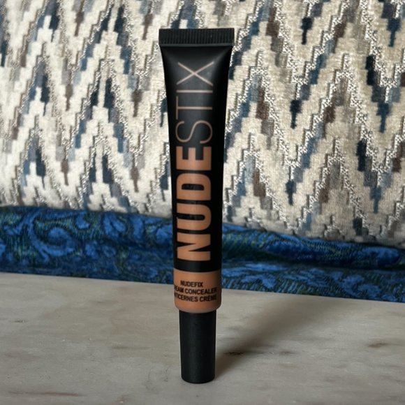 NUDE 8 - NUDEFIX CREAM CONCEALER - Picture 1 of 6